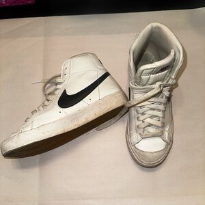 Nike Youth Blazer Sneakers